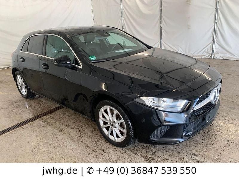 Gebraucht Mercedes A250 Progressive 218 PS (160 kW) 2022 Schwarz Limousine
