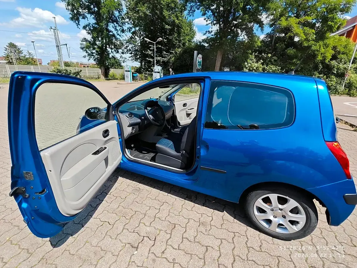 Gebraucht Renault Twingo 58 PS (42 kW) 2010 Blau Kleinwagen