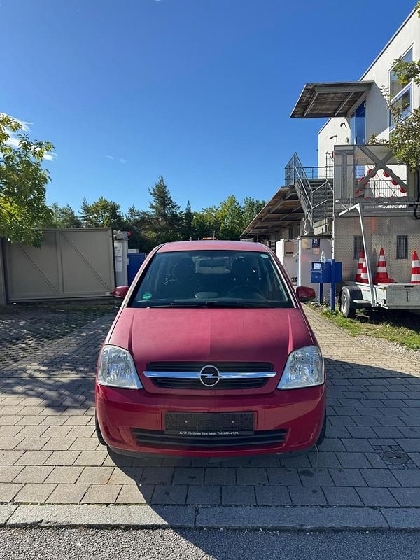 Rot Gebraucht 2003 Opel Meriva Van / Kleinbus | 1.100 € - Bild 1/4