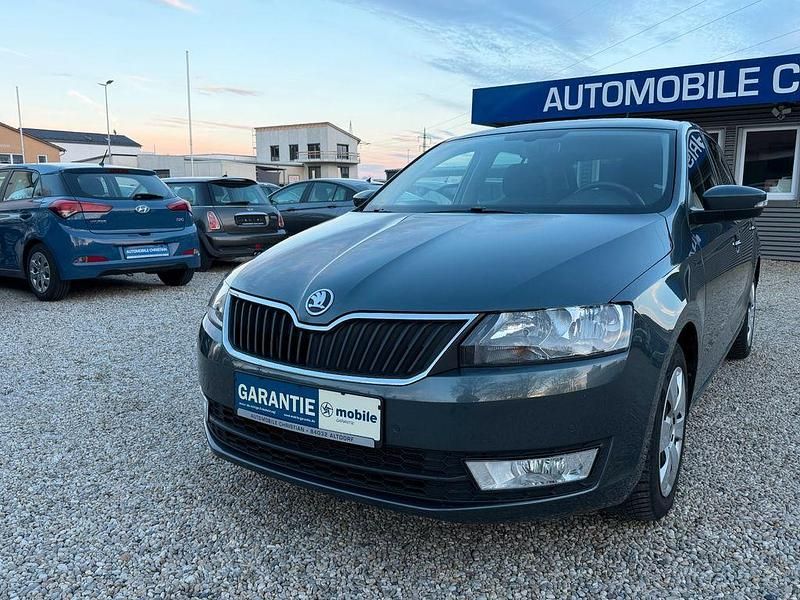 Gebraucht Skoda Rapid Ambition 90 PS (66 kW) 2017 Grau Kleinwagen