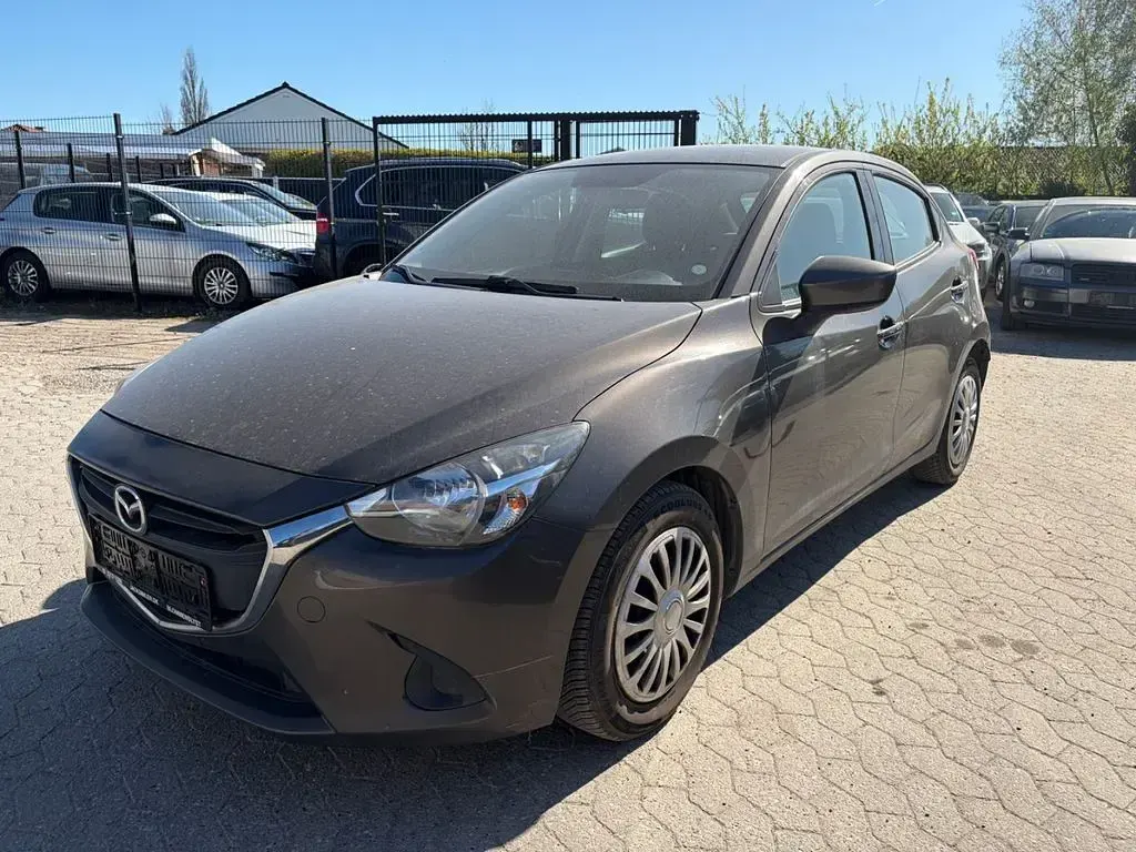 Usata Mazda 2 90 CV (66 kW) 2016 Grigio Berlina