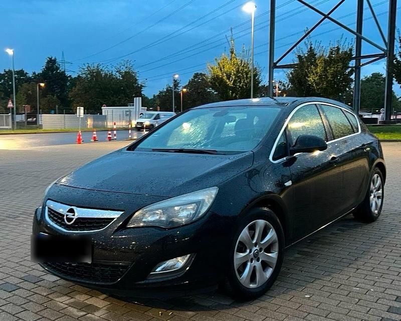 Usata Opel Astra 2012 Nero Berlina