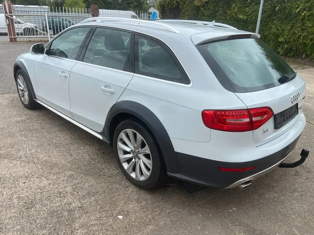Gebraucht Audi A4 Allroad Sport 245 PS (180 kW) 2013 Weiß Kombi