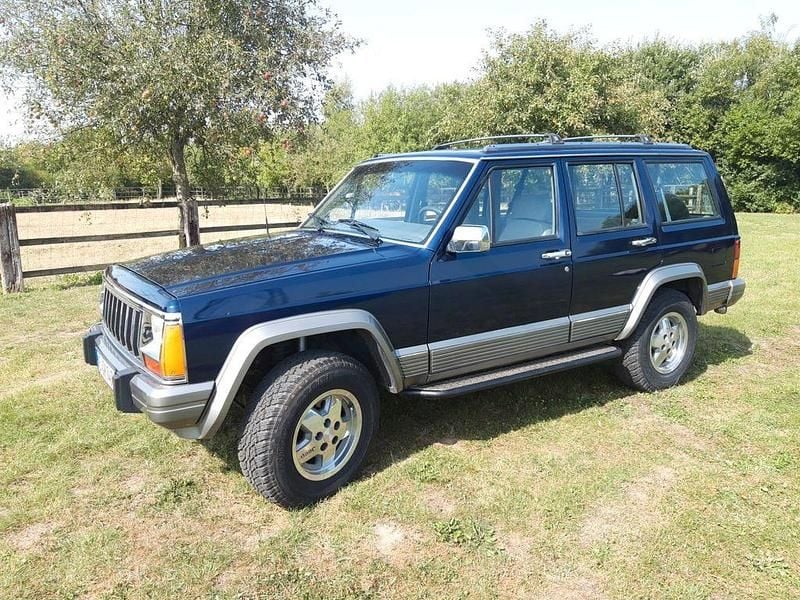 Blau Gebraucht 1991 Jeep Cherokee Laredo SUV | 16.900 € - Bild 1/4