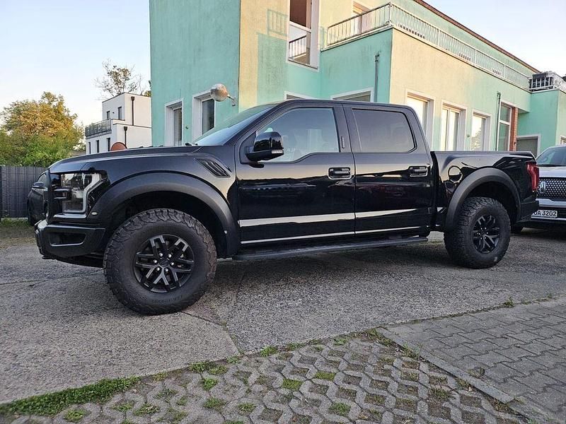 Schwarz Gebraucht 2017 Ford F-150 Performance Edition Abholung | 39.498 € (Fairer Preis) - Bild 1/4
