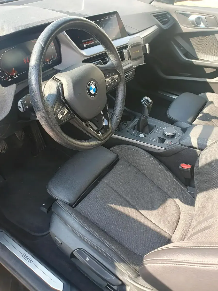 Gebraucht BMW 118 136 PS (100 kW) 2021 Schwarz Kleinwagen