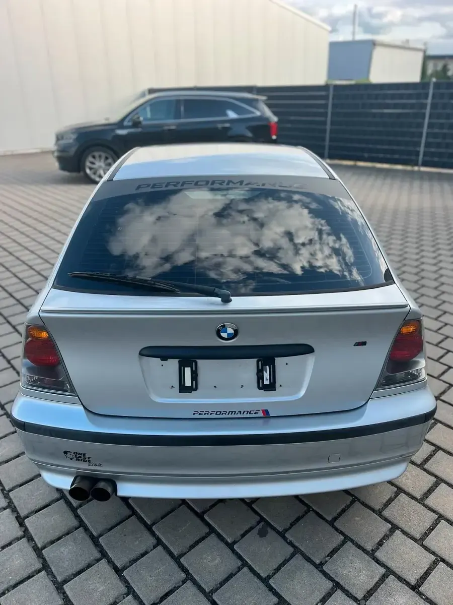 Gebraucht BMW 316 Compact 116 PS (85 kW) 2001 Silber Kleinwagen