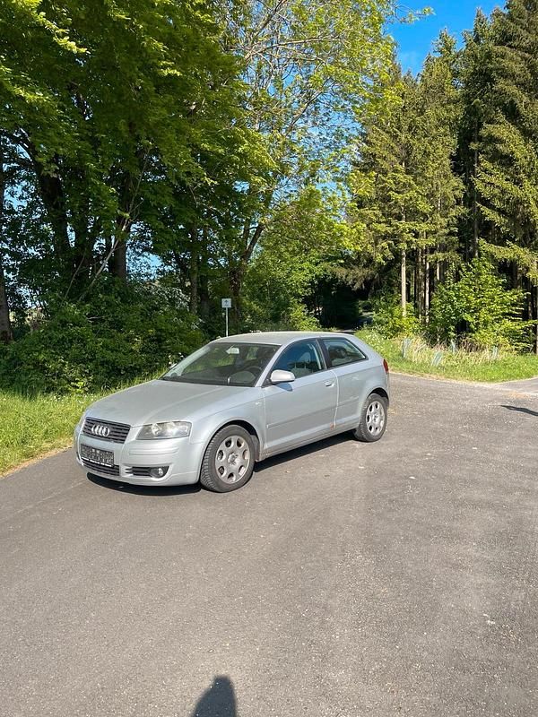 Silber Gebraucht 2003 Audi A3 Kombi | 1.000 € (Superpreis) - Bild 1/4