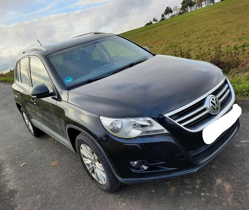 Schwarz Gebraucht 2010 VW Tiguan SUV | 6.000 € (Guter Preis) - Bild 1/4