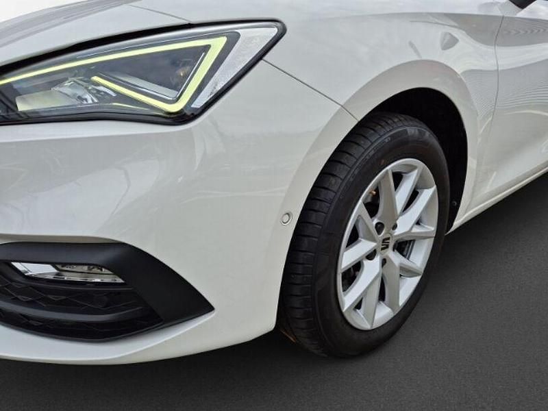 Gebraucht Seat Leon 150 PS (110 kW) 2022 Weiss
