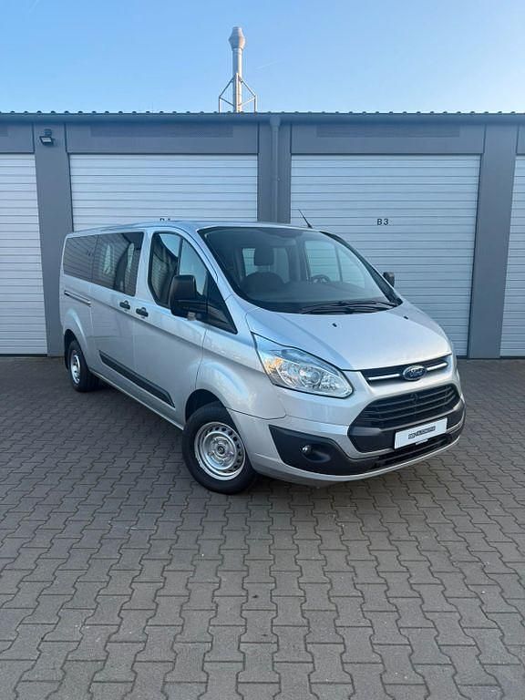 Gebraucht Ford Transit 155 PS (114 kW) 2014 Silber Van / Kleinbus
