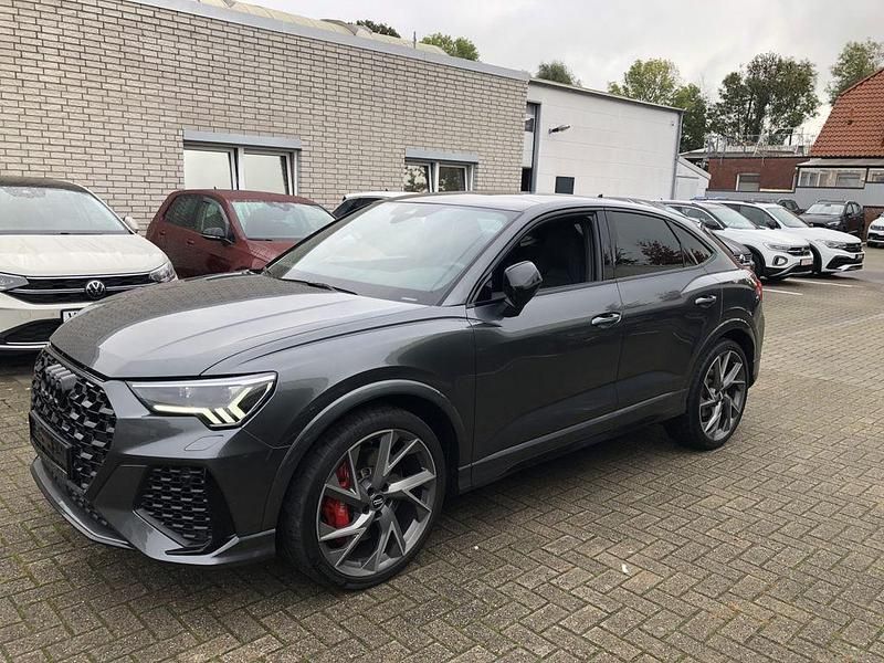 Grau Gebraucht 2022 Audi RS Q3 Sportback Sport SUV | 58.900 € (Fairer Preis) - Bild 1/4