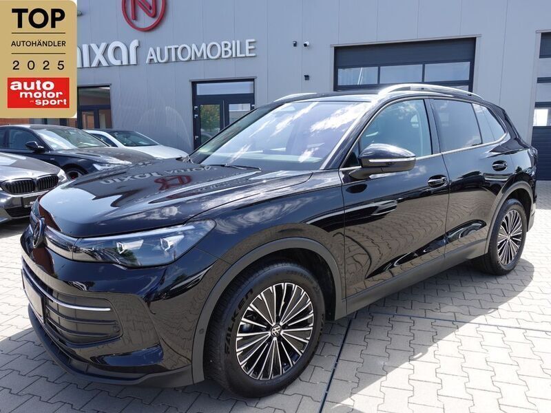 Deep black perleffekt Gebraucht 2024 VW Tiguan Life SUV | 35.780 € (Etwas zu teuer) - Bild 1/4
