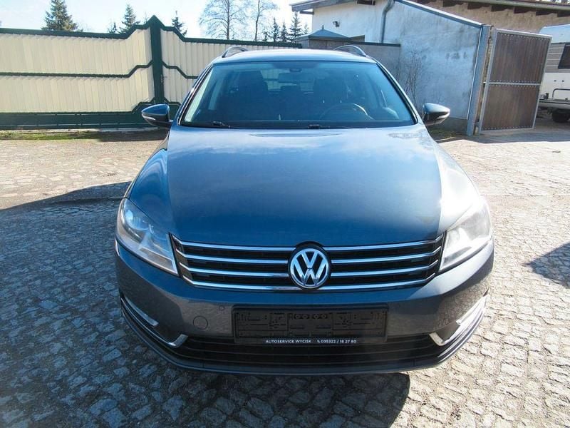 Gebraucht VW Passat 122 PS (89 kW) 2014 Grau Kombi
