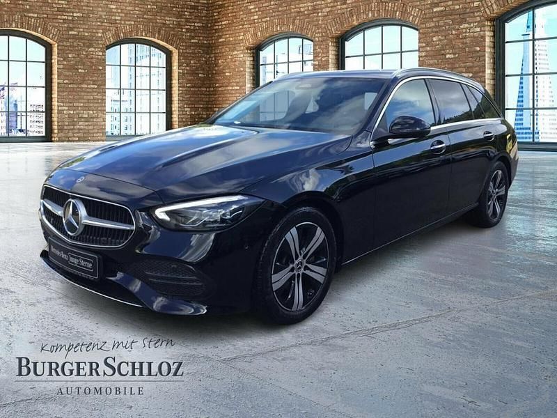 Unilack schwarz Gebraucht 2025 Mercedes C180 Avantgarde Kombi | 36.670 € (Guter Preis) - Bild 1/4