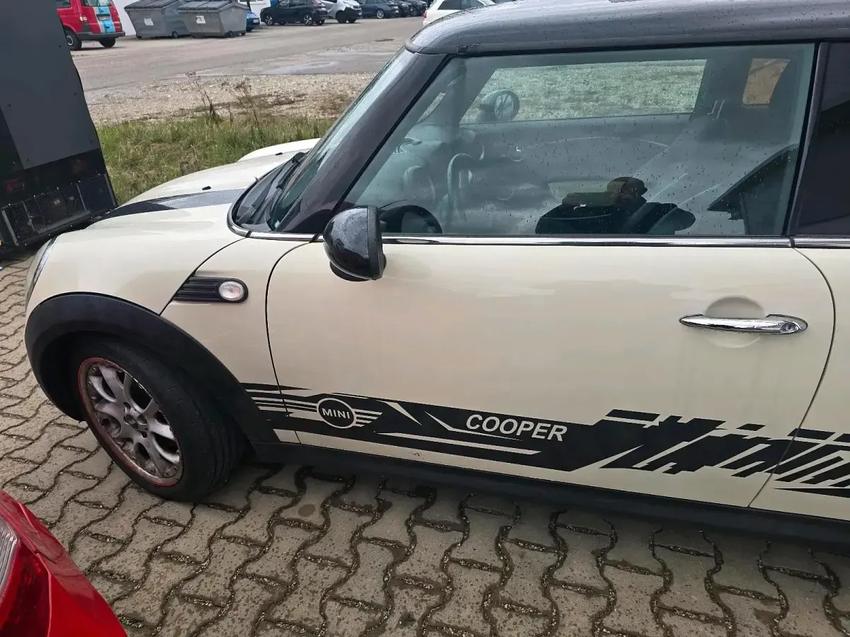 Usata Mini Cooper 120 CV (88 kW) 2007 Beige Utilitaria