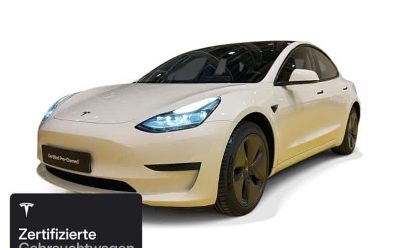 Weiß Gebraucht 2021 Tesla Model 3 RWD Limousine | 24.400 € (Fairer Preis) - Bild 1/4