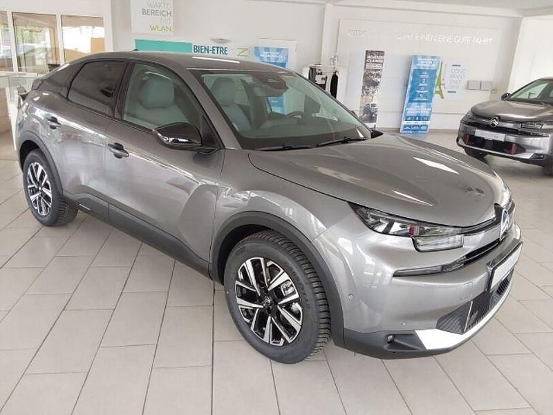 Neu Citroën C4 145 PS (106 kW) 2025 Grau Limousine