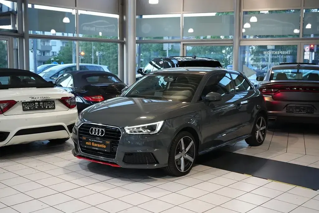 Używany Audi A1 Sport 192 KM (141 kW) 2017 Szary Hatchback