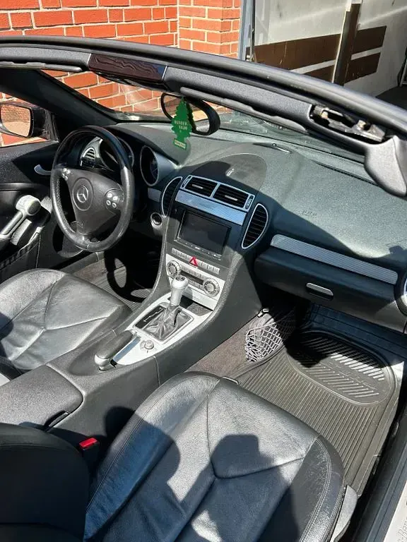 Gebraucht Mercedes SLK350 272 PS (200 kW) 2006 Schwarz Cabrio
