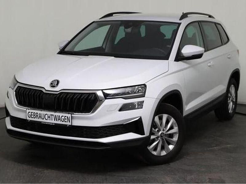 Gebraucht Skoda Karoq Selection 150 PS (110 kW) 2025 Weiß, moonweiss metallic (2y) (metallic) SUV