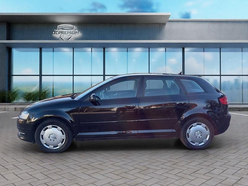 Gebraucht Audi A3 Attraction 105 PS (77 kW) 2013 Schwarz Kombi