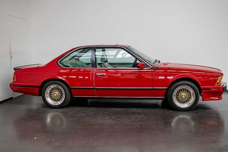 Gebraucht BMW M6 Performance 260 PS (191 kW) 1988 Rot