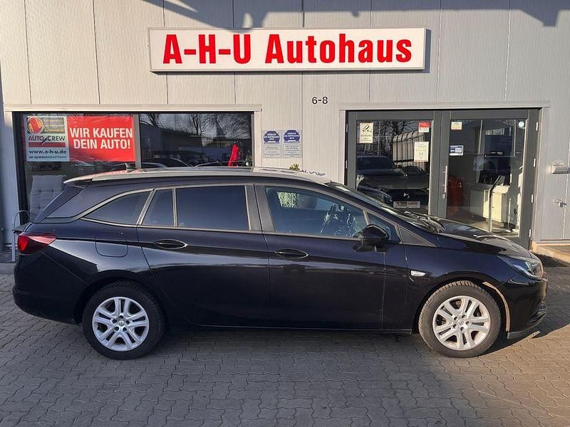 Gebraucht Opel Astra Edition 110 PS (80 kW) 2016 Schwarz Kombi