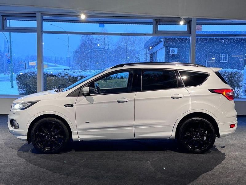 Gebraucht Ford Kuga ST-Line 182 PS (133 kW) 2018 Weiß SUV