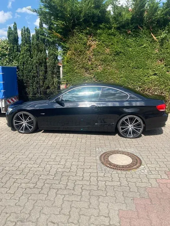 Gebraucht BMW 320 Performance 170 PS (125 kW) 2008 Schwarz Coupé