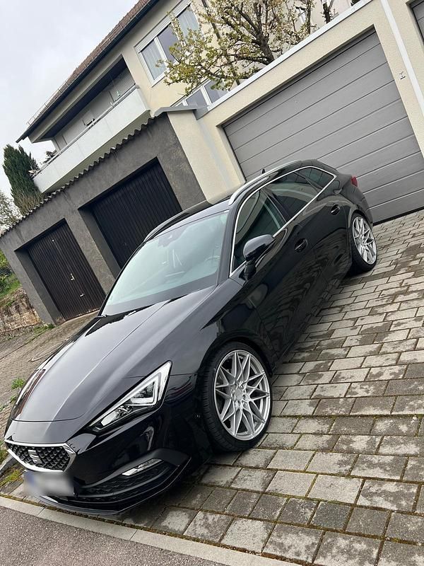 Gebraucht Seat Leon XCELLENCE 150 PS (110 kW) 2020 Schwarz Kombi