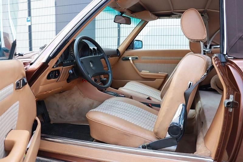 Gebraucht Mercedes SL280 185 PS (136 kW) 1979 Braun Cabrio