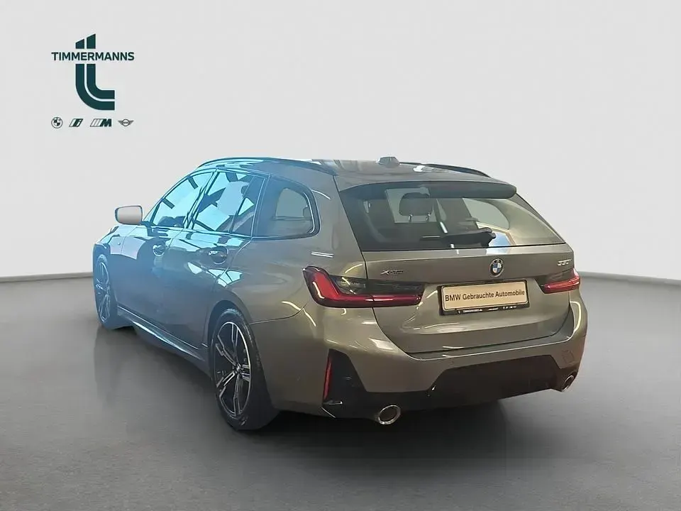 Gebraucht BMW 330 M Sport 245 PS (180 kW) 2024 Grau Kombi