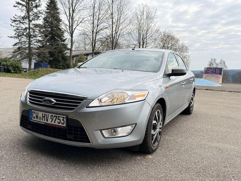 Gebraucht Ford Mondeo Ghia 160 PS (117 kW) 2008 Grau Limousine