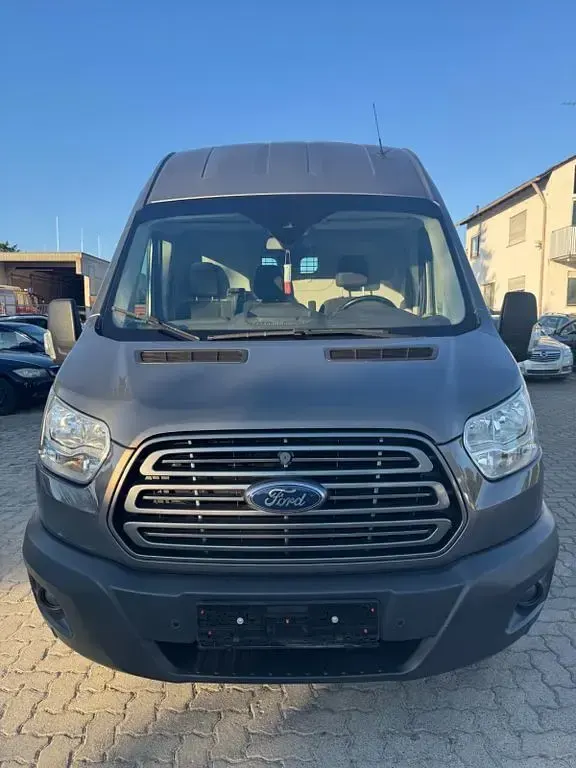 Gebraucht Ford Transit Trend 155 PS (114 kW) 2016 Braun Van / Kleinbus
