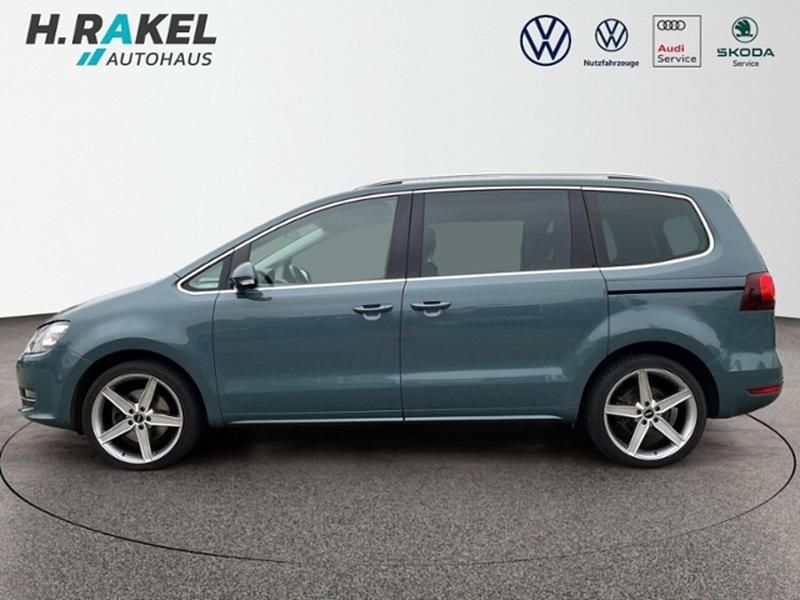 Gebraucht VW Sharan Highline 150 PS (110 kW) 2019 Blau Van / Kleinbus