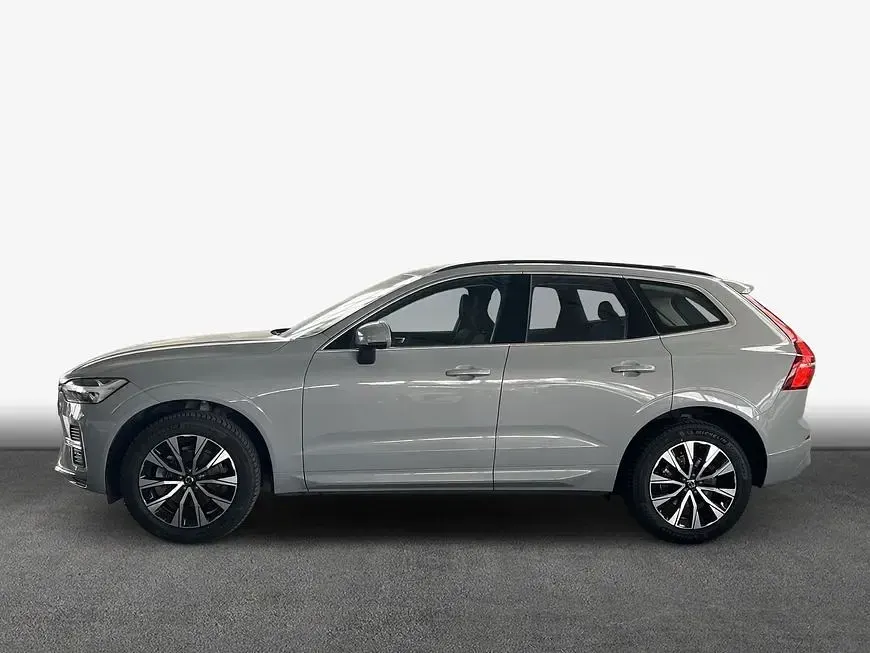 Gebraucht Volvo XC60 Core 250 PS (183 kW) 2024 Vapour grey 740 SUV