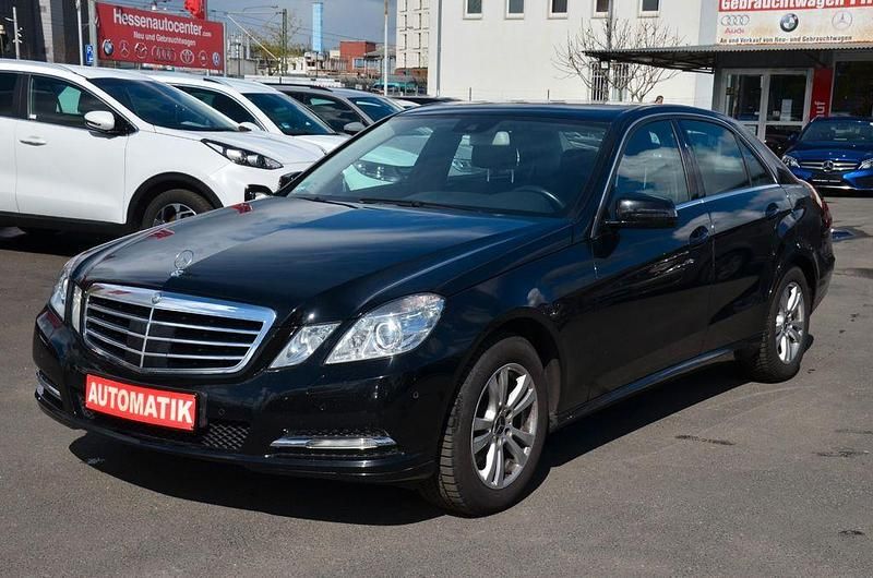 Gebraucht Mercedes E300 252 PS (185 kW) 2013 Schwarz Limousine