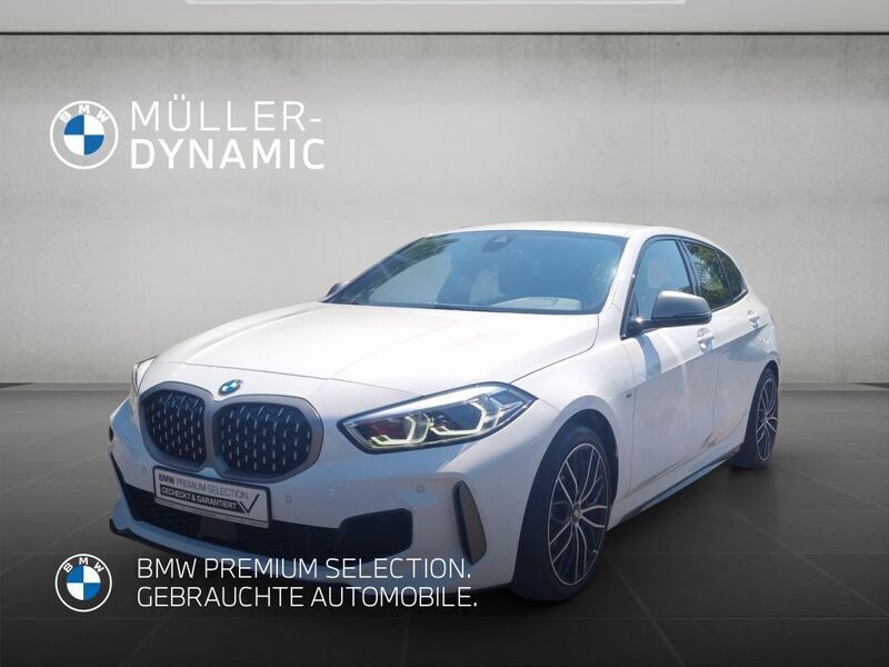 Alpinweiß uni Gebraucht 2021 BMW M135 Efficient Dynamics Kleinwagen | 32.860 € (Guter Preis) - Bild 1/4