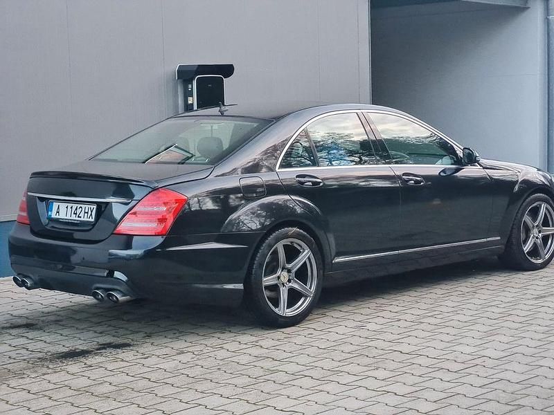 Gebraucht Mercedes S320 235 PS (172 kW) 2009 Schwarz Limousine