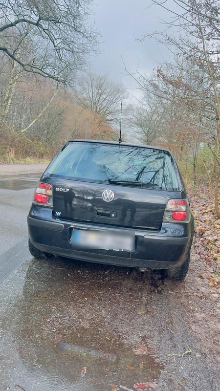 Gebraucht VW Golf IV 75 PS (55 kW) 2000 Schwarz Kleinwagen