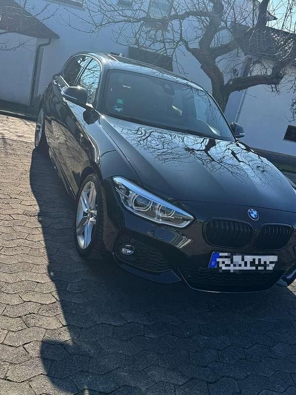 Schwarz Gebraucht 2016 BMW 120 M Sport Kleinwagen | 17.500 € (Fairer Preis) - Bild 1/4