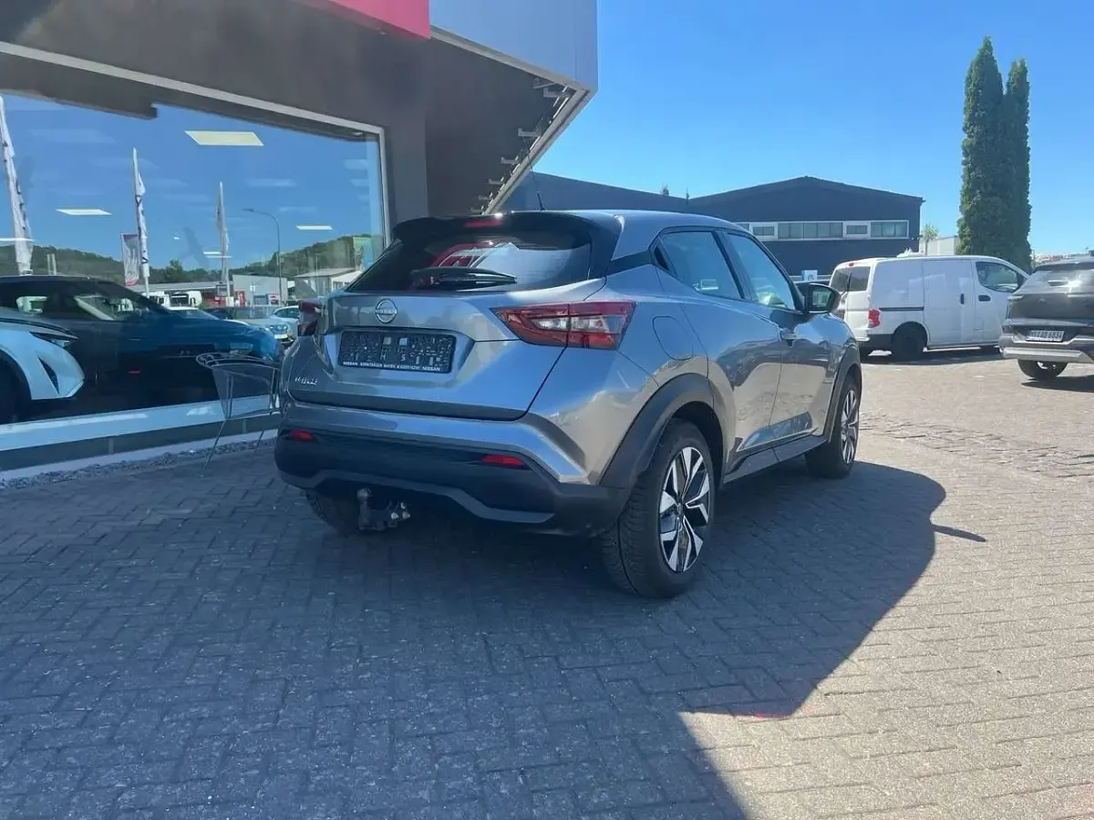 Gebraucht Nissan Juke Acenta 114 PS (83 kW) 2022 Gun metallic (m) SUV