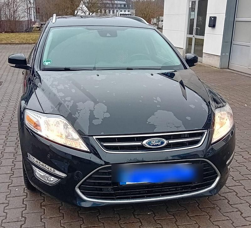 Gebraucht Ford Mondeo Titanium 163 PS (119 kW) 2014 Schwarz Kombi