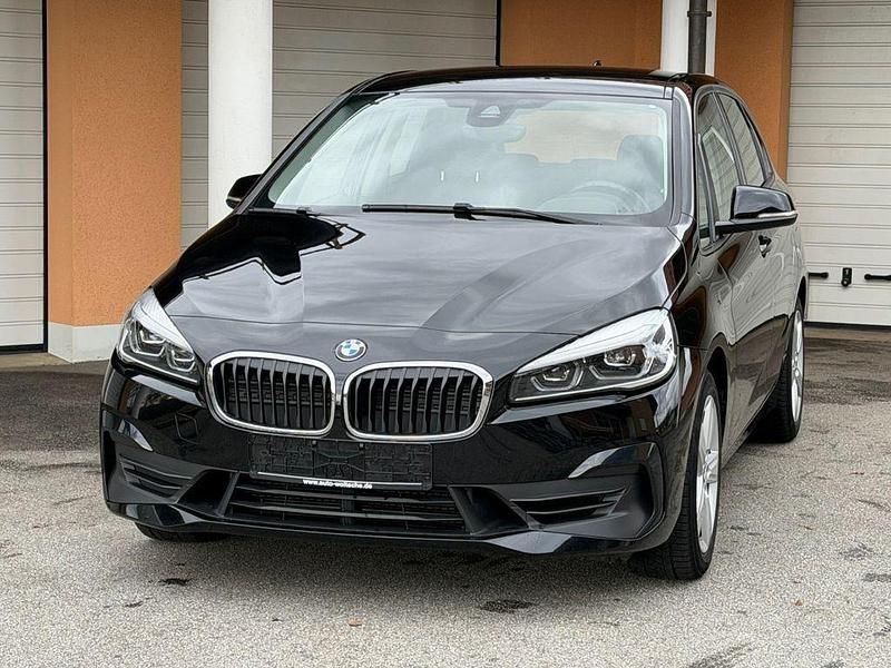 Gebraucht BMW 220 Performance 192 PS (141 kW) 2018 Schwarz Kombi