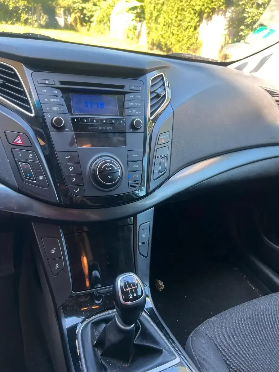 Gebraucht Hyundai i40 136 PS (100 kW) 2012 Grau Limousine