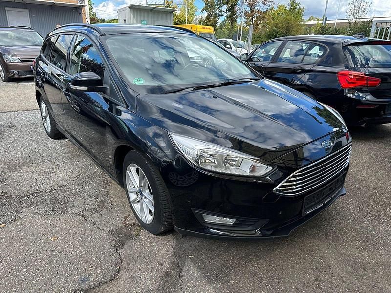 Schwarz Gebraucht 2016 Ford Focus Business Edition Kombi | 5.200 € (Guter Preis) - Bild 1/4