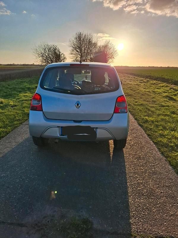 Używany Renault Twingo 64 KM (47 kW) 2007 Szary Hatchback