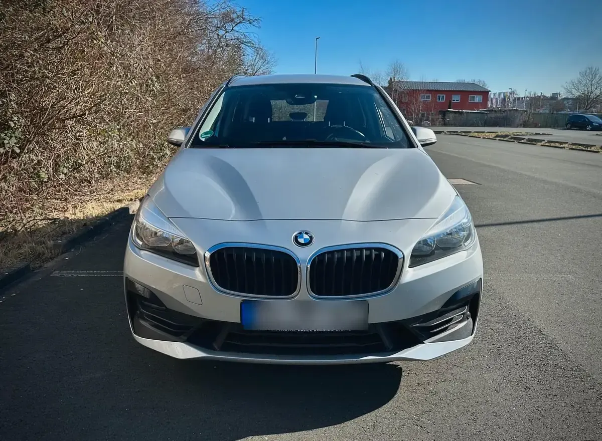 Używany BMW 220 Advantage 190 KM (139 kW) 2019 Srebrny Kombi