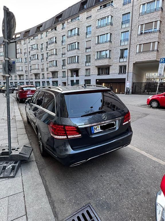 Gebraucht Mercedes E300 Avantgarde 231 PS (169 kW) 2013 Grau Limousine